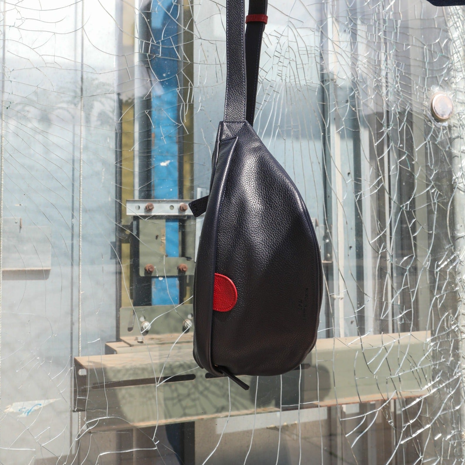 Banane n°87 - Bleu profond