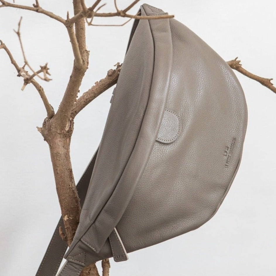 Banane n°87 - Taupe